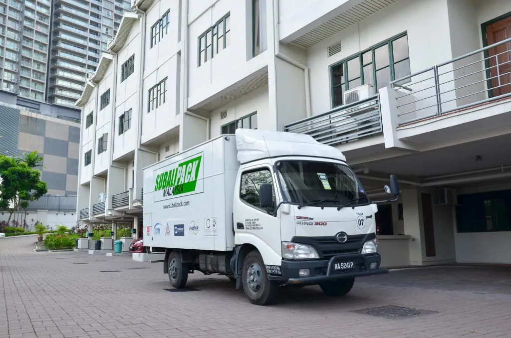 1 Tonne Lorry 1