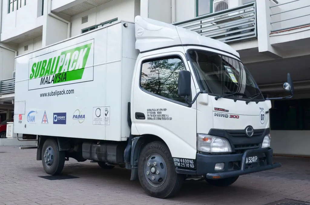 Freight Forwarding (MTO) 2 1 Tonne Lorry 2